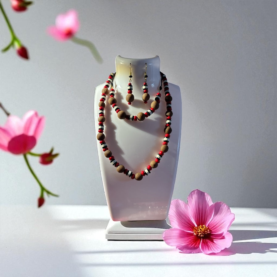 Mahlab Necklace Set