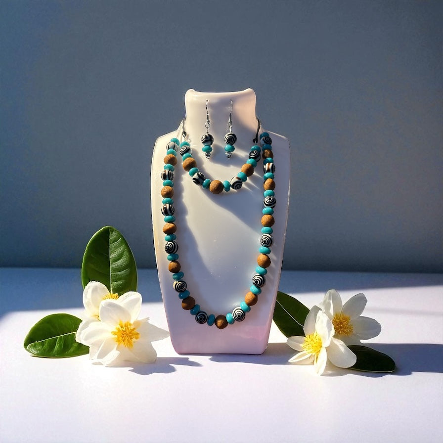 Mahlab Necklace Set