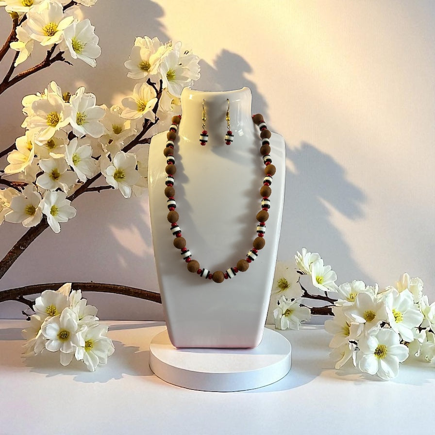 Mahlab Necklace Set