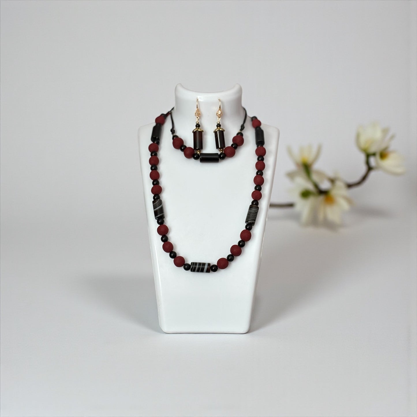 Mahlab Necklace Set