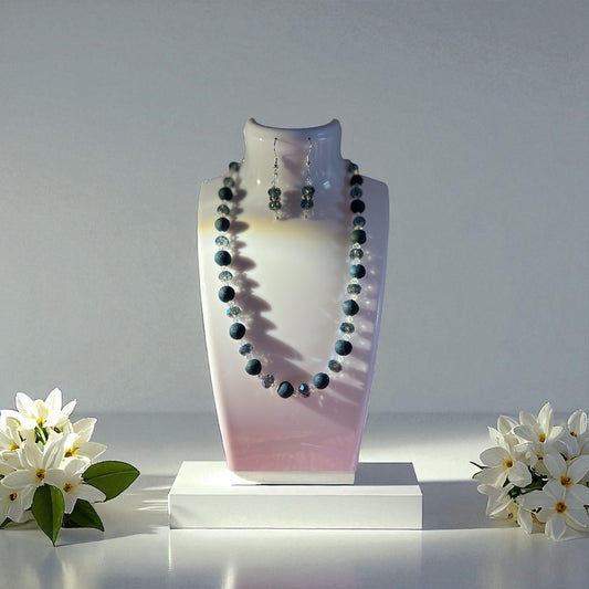 Mahlab Necklace Set