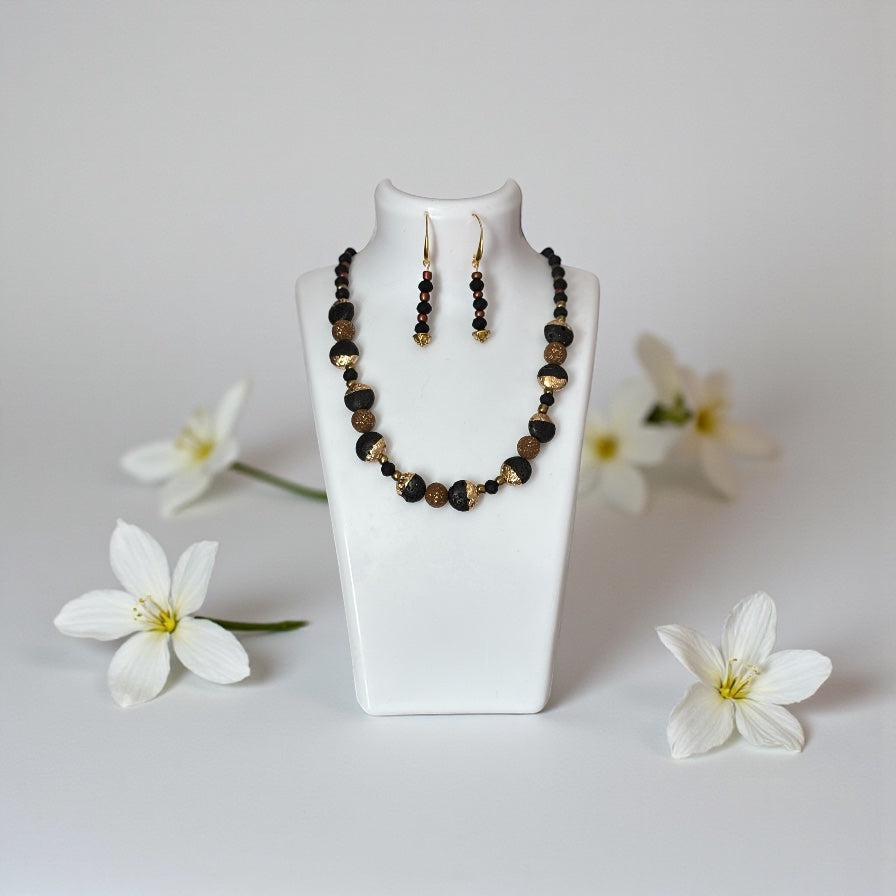 Mahlab Necklace Set